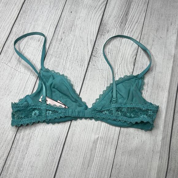 Victoria's Secret Teal Aqua Lace Lightly Lined Bralette Sz Medium Bra No Padding - Picture 4 of 8